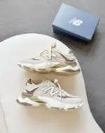 Tênis New Balance 9060 - Warm Sand - Imagem 2