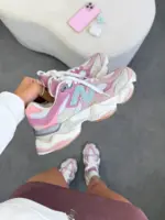 Tênis New Balance 9060 - Pink Glitter - Imagem 2