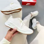 Tênis Nike Running - Off White Caramelo