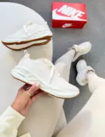 Tênis Nike Running - Off White Caramelo